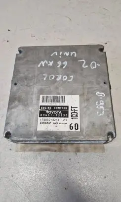 Toyota Corolla E120 E130 Engine control unit/module 8966113230 1758005241