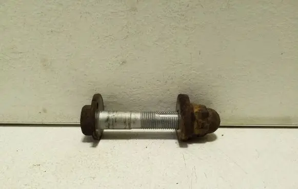 Nissan X-Trail T32 Rear suspension camber bolt 