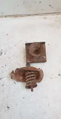 KIA Sorento Spare wheel mounting bracket