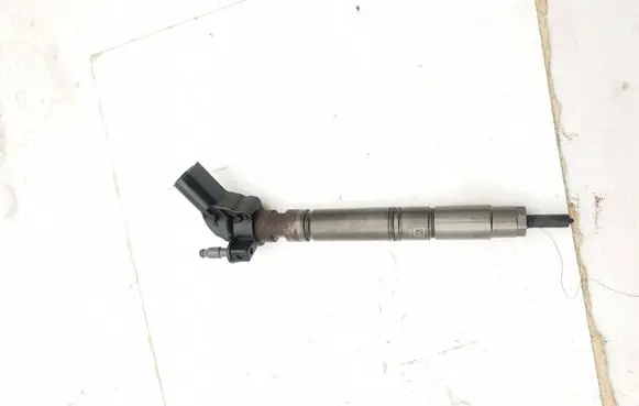 Audi A8 S8 D4 4H Fuel injector 059130277CC 0445116040