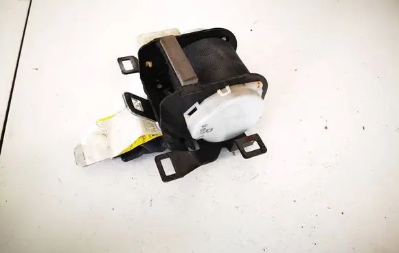 Toyota Yaris Verso Middle seatbelt (rear) 