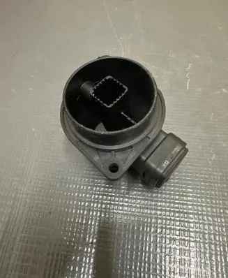 Volkswagen Golf VII Mass air flow meter 03L906461 024010331 5WK97023