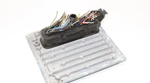 Ford Ka Engine control unit/module 6S5112A650BB