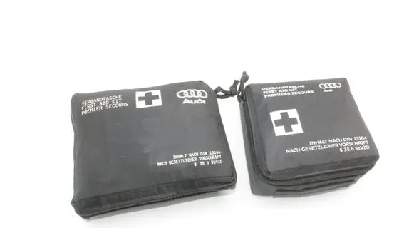Audi e-tron First aid kit 8W0860282B 8J7860282B
