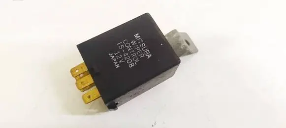 Subaru Leone 1800 Window wiper relay IS4208 IS-4208