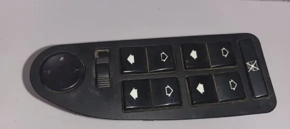 BMW 5 E39 Electric window control switch 8380646