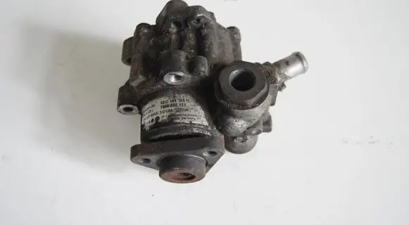 Audi A4 S4 B7 8E 8H Power steering pump 8E0145155N 7690955121