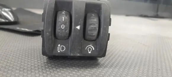 Renault Scenic IV - Grand scenic IV Fog light switch 8200121805B