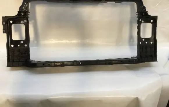 Hyundai i30 Radiator support slam panel 64101A6200