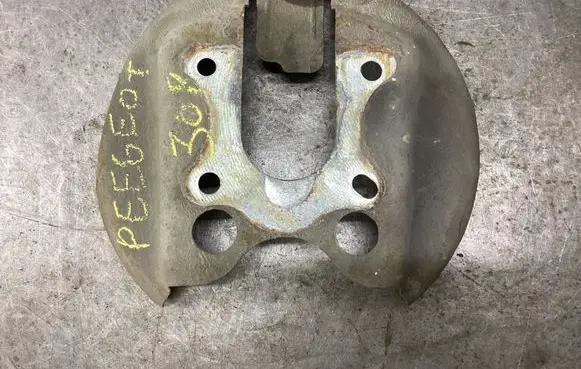 Peugeot 308 Rear brake disc plate dust cover 