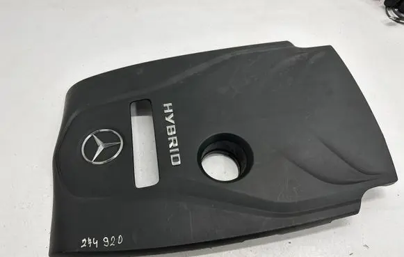 Mercedes-Benz C W205 Engine cover (trim) A2740103101