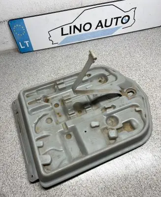 BMW 3 E30 Tool box 1128911