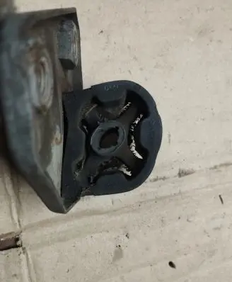 Muffler mount bracket/holder