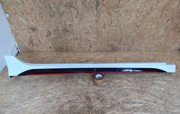 KIA Pro Cee'd III Sill 87754J770010