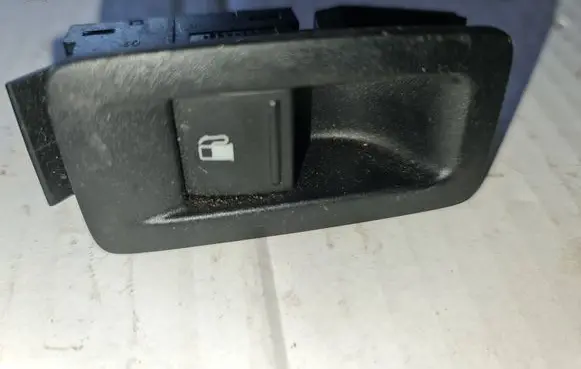 Volkswagen Touran II Electric window control switch 1F0959527