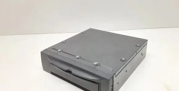 Navigation unit CD/DVD player