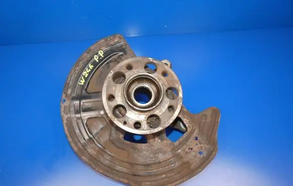 Mercedes-Benz B W246 W242 Front wheel hub spindle knuckle 