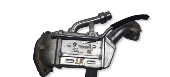 BMW 5 G30 G31 G38 EGR valve cooler 8596806
