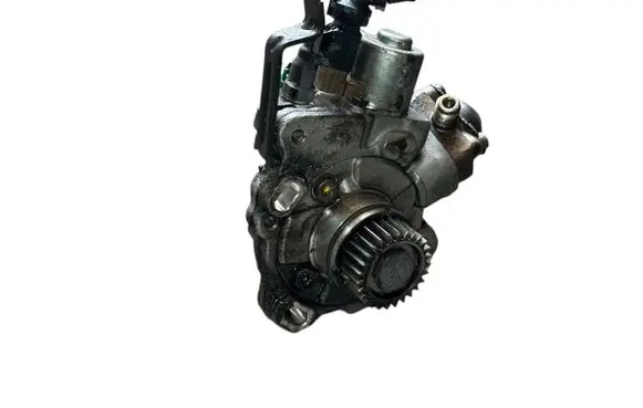 Ford Kuga II Fuel injection high pressure pump 9674984480 0414968EKR 28334347