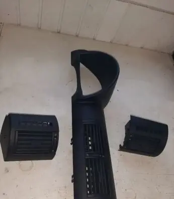 Volkswagen Fox Dash center air vent grill