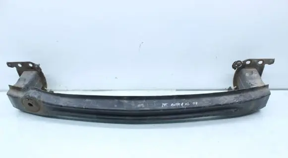 Seat Altea XL Front bumper cross member