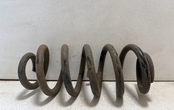 Polestar 2 Rear coil spring 