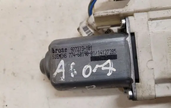 Audi A6 S6 C6 4F Front door window regulator motor 4F0959801D 1101997009250