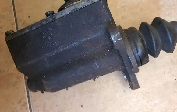GAZ M-20 Master brake cylinder 513505065