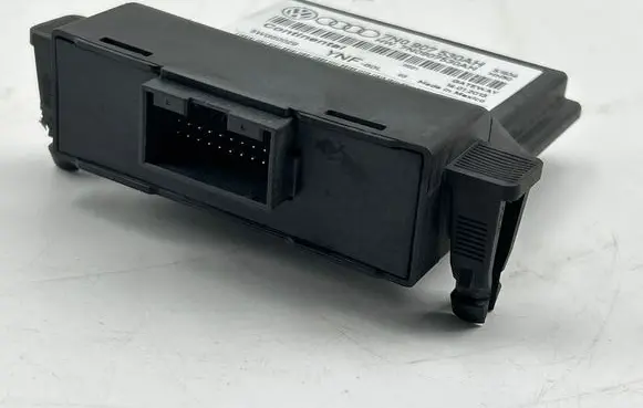 Volkswagen PASSAT B7 Gateway control module 7N0907530AH 5WG60029