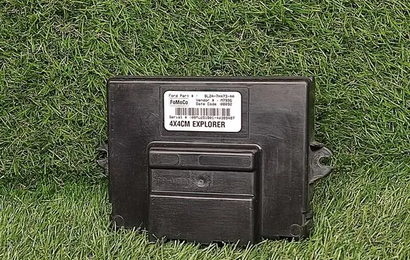 Ford Explorer Transfer box differential control unit 8L2A7H473AA