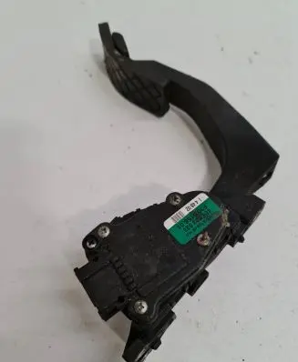 Audi A8 S8 D3 4E Accelerator throttle pedal 4E1723523 F30015601 2PV00802628