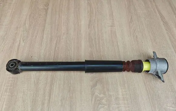 Rear shock absorber/damper