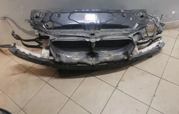 BMW 5 E60 E61 Radiator support slam panel