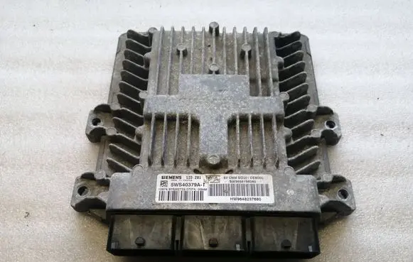 Peugeot 607 Engine control unit/module 9648237680 5WS40379AT 9658198080