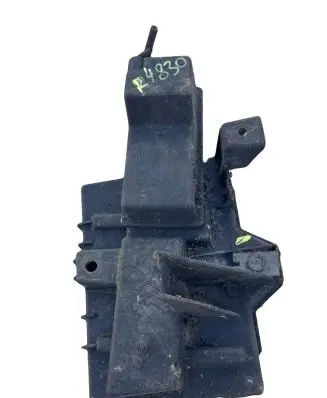 Chrysler Voyager Battery tray 64577G
