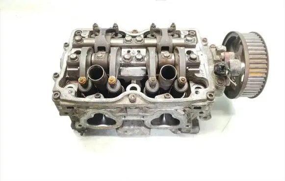 Subaru Impreza I Engine head 307EK