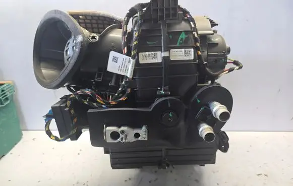 Opel Corsa F Interior heater climate box assembly 9830696980