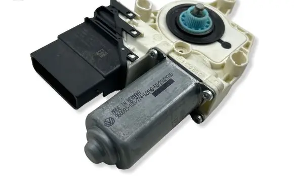 Volkswagen Golf VI Rear door window regulator motor 960093100 21029330