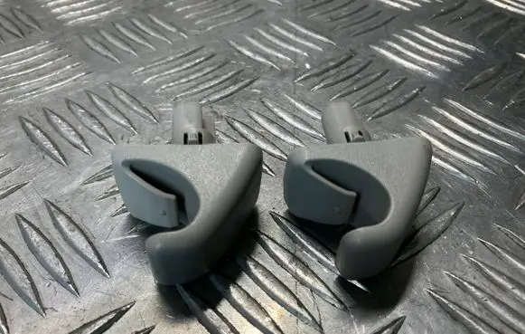 Nissan Cube Z12 Sun visor clip/hook/bracket