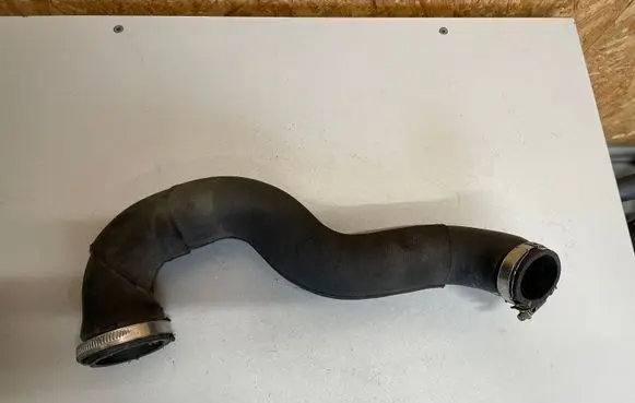 Audi A4 S4 B8 8K Engine coolant pipe/hose 8K0145738M