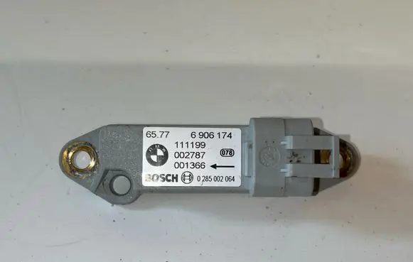 BMW 3 E46 Airbag deployment crash/impact sensor 0285002064
