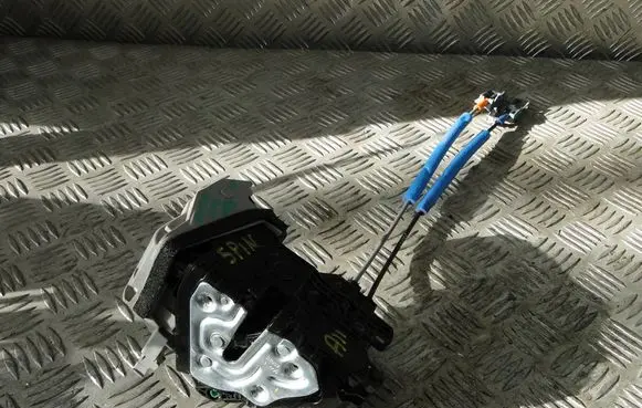Hyundai Kona I Lock set 81310J9000