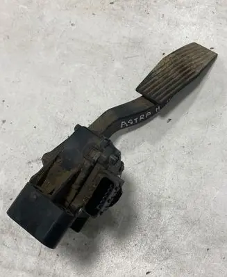 Opel Astra H Accelerator throttle pedal 6PV00811200 9157998