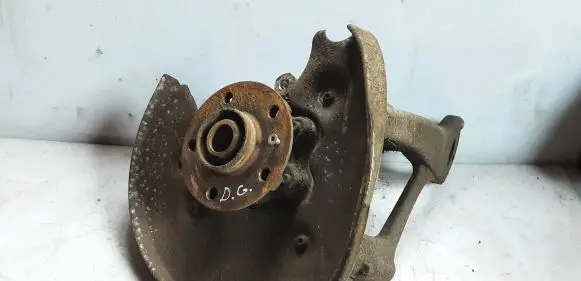 Audi A4 Allroad Rear wheel hub spindle/knuckle 8K0505432AR