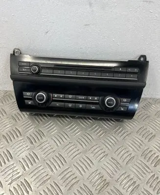 BMW 5 F10 F11 Climate control unit 9241238 900252630