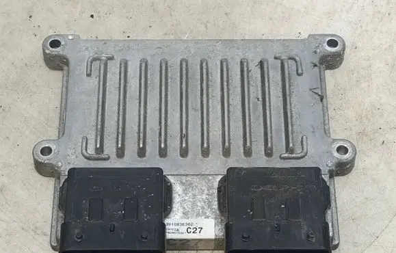 Hyundai Santa Fe Engine control unit/module 391083E362 C27E M2M57G3C