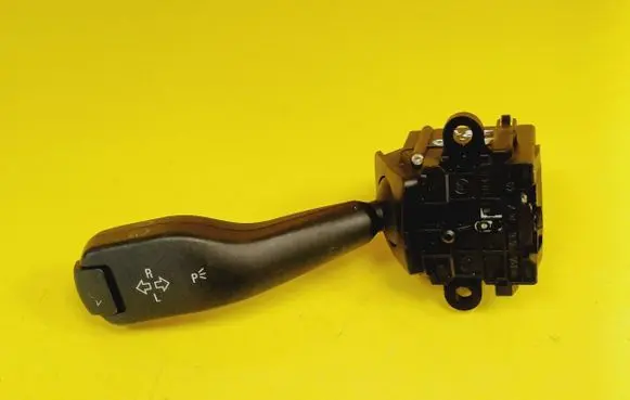 BMW 5 E39 Indicator stalk 8363668K
