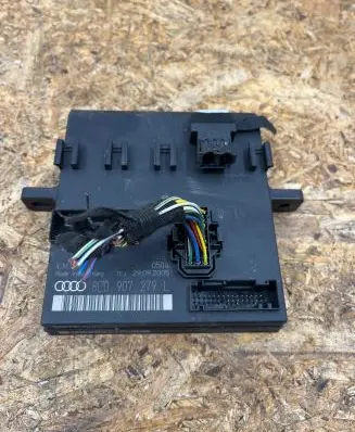 Audi A4 S4 B7 8E 8H Comfort/convenience module 8E0907279L