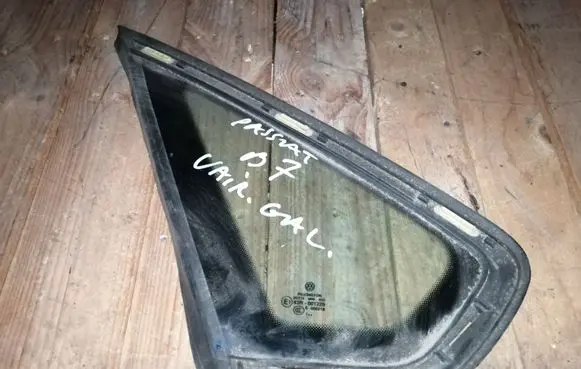 Volkswagen PASSAT B7 USA Rear side window 561845297G