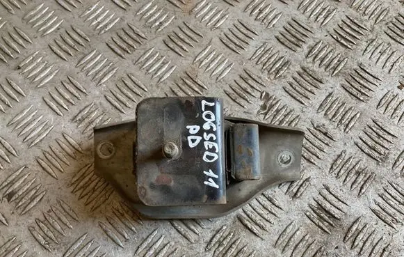 Subaru Legacy Engine mount bracket